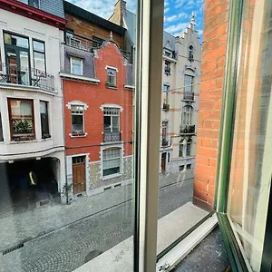 https://charmant-petit-appartement.brusselshotelsbook.com